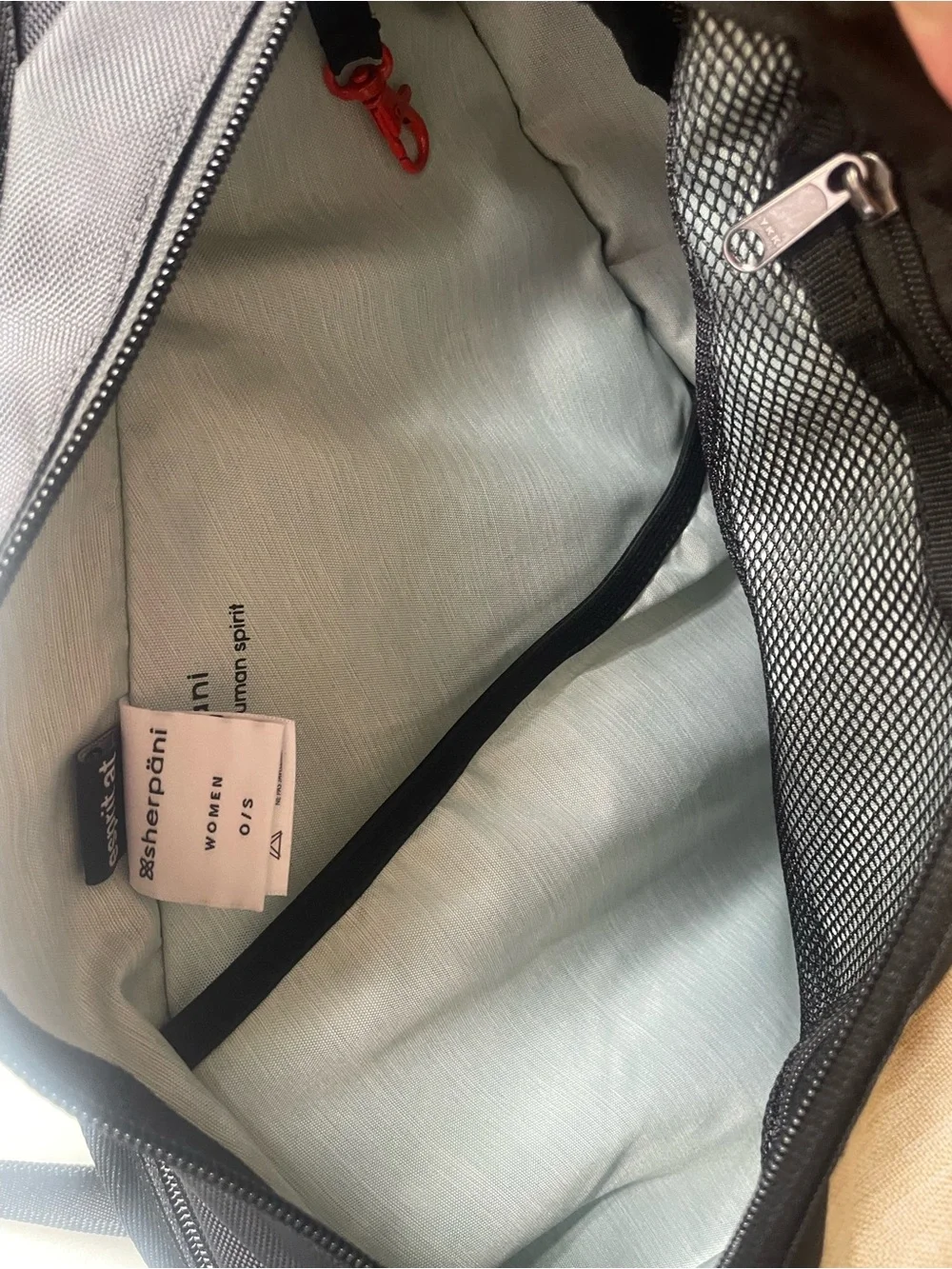 Sherpani Espirit Anti-Theft Sling Travel Bag NWT